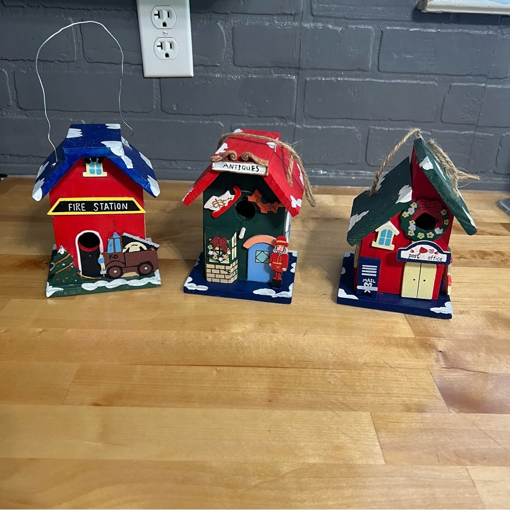 3 VTG Christmas Decorative 5” Birdhouses: Antiques Fire Station & Post Office